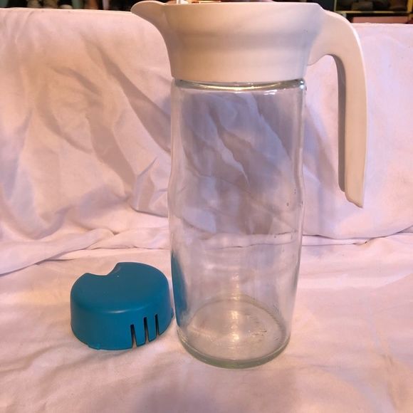 1 litre water jug - Picture 1 of 6